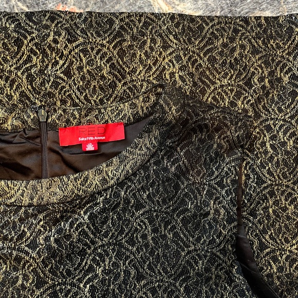 Saks Fifth Ave tank size L - Picture 3 of 3